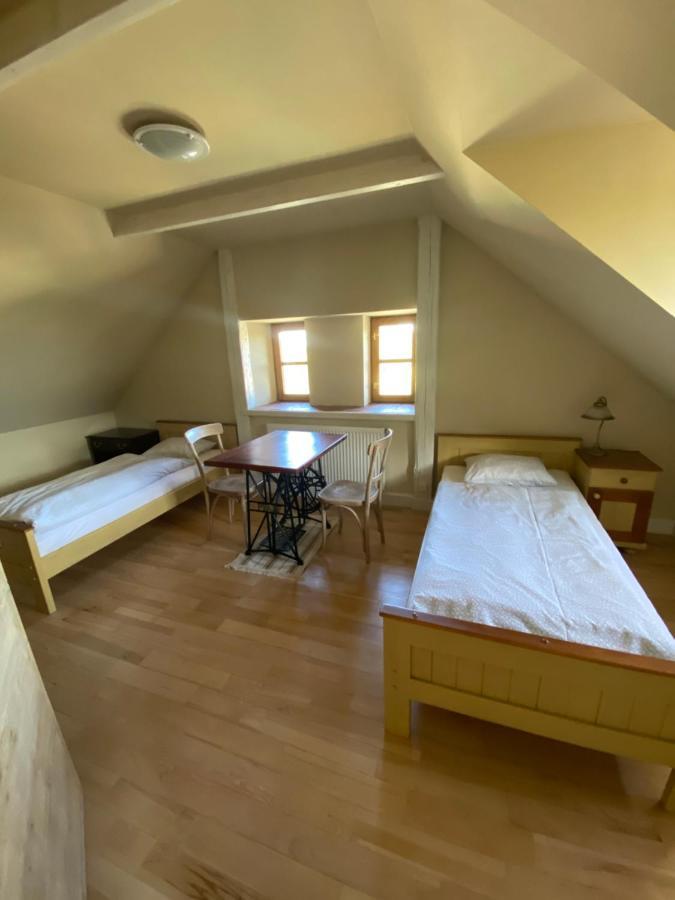 Apartman Na Statku Miskovice  المظهر الخارجي الصورة